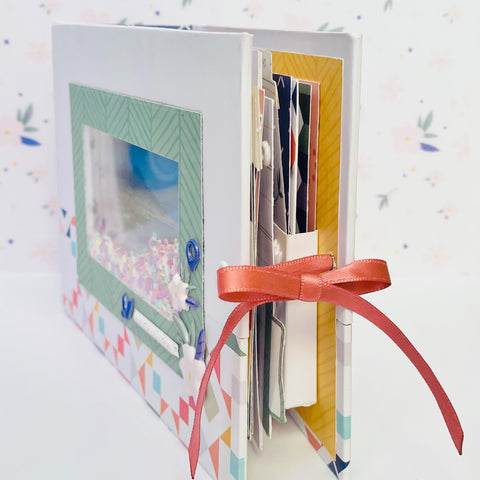 Curs Online · Mini Àlbum Alegria amb Eliana CreativaenPerspectiva
